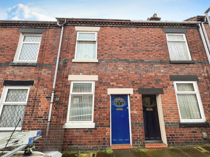 2 bedroom Mid Terrace House for sale, Macclesfield Street, StokeonTrent, ST6 £69,000