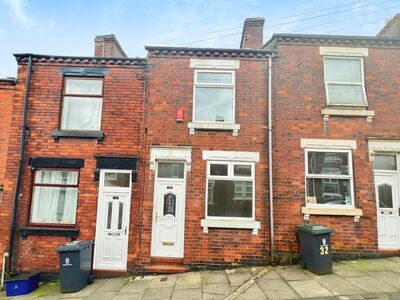 Lower Mayer Street, 2 bedroom Mid Terrace House to rent, £700 pcm