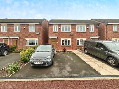 Burleigh Close, 2 bedroom Semi Detached House for sale, £150,000