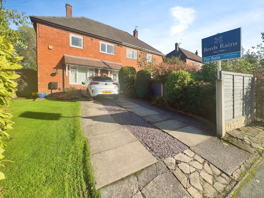 Main image of 3 bedroom Semi Detached House for sale, Piggott Grove, Stoke-on-Trent, Staffordshire, ST2