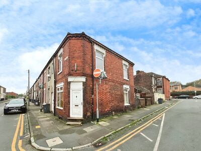Chatham Street, 4 bedroom End Terrace House for sale, £105,000