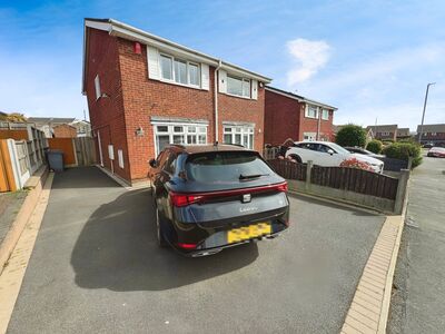 June Road, 2 bedroom Semi Detached House for sale, £160,000