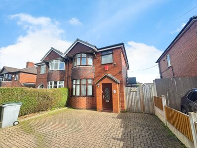 3 bedroom Semi Detached House to rent