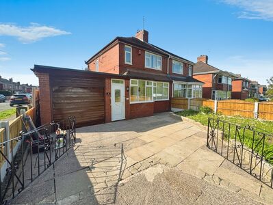 3 bedroom Semi Detached House to rent