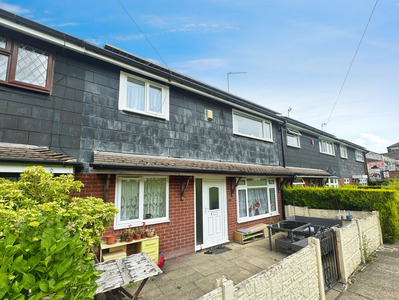 3 bedroom Mid Terrace House to rent