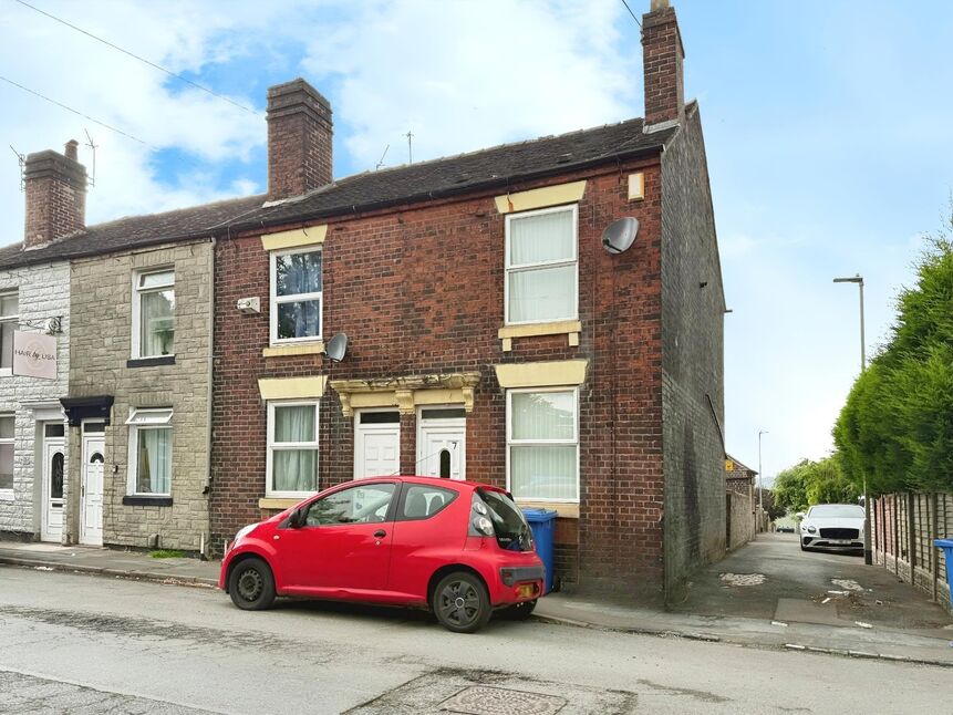 2 bedroom End Terrace House for sale