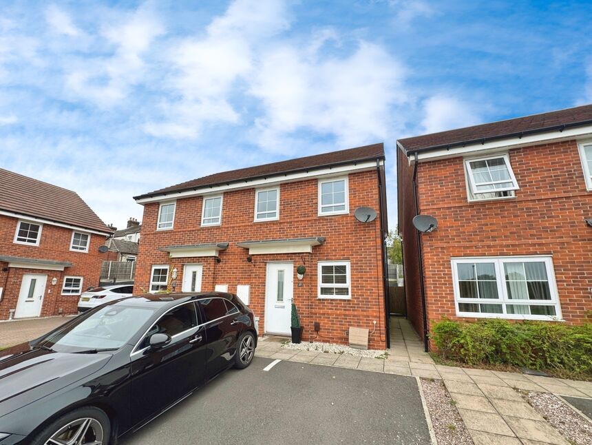Main image of 2 bedroom Semi Detached House to rent, Henry Dunn Avenue, Stoke-on-Trent, Staffordshire, ST1