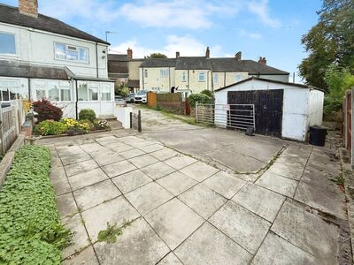 2 bedroom End Terrace House for sale