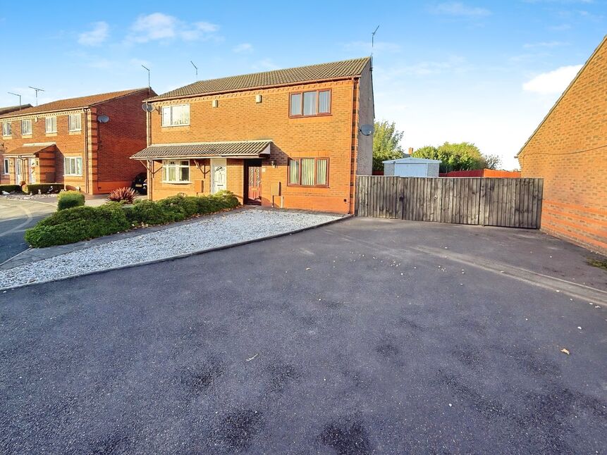 Main image of 2 bedroom End Terrace House for sale, Bordeaux Road, Stoke-on-Trent, Staffordshire, ST3