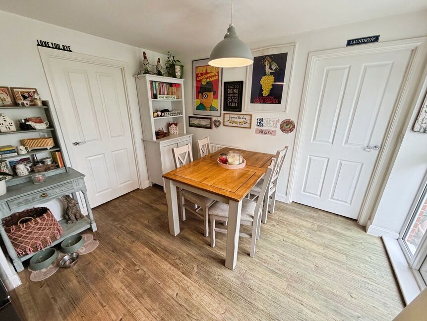 Kitchen / Dining Room