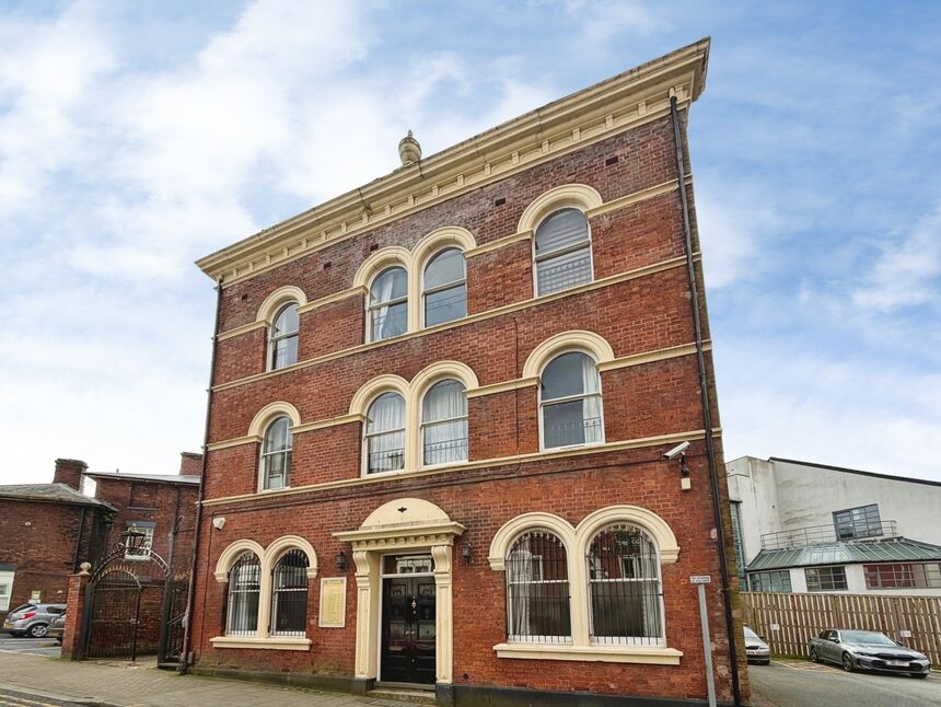 Main image of 2 bedroom Flat to rent, Pall Mall, Stoke-on-Trent, Staffordshire, ST1