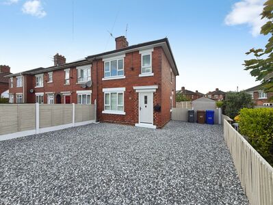 Burnaby Road, 2 bedroom End Terrace House to rent, &pound;850 pcm