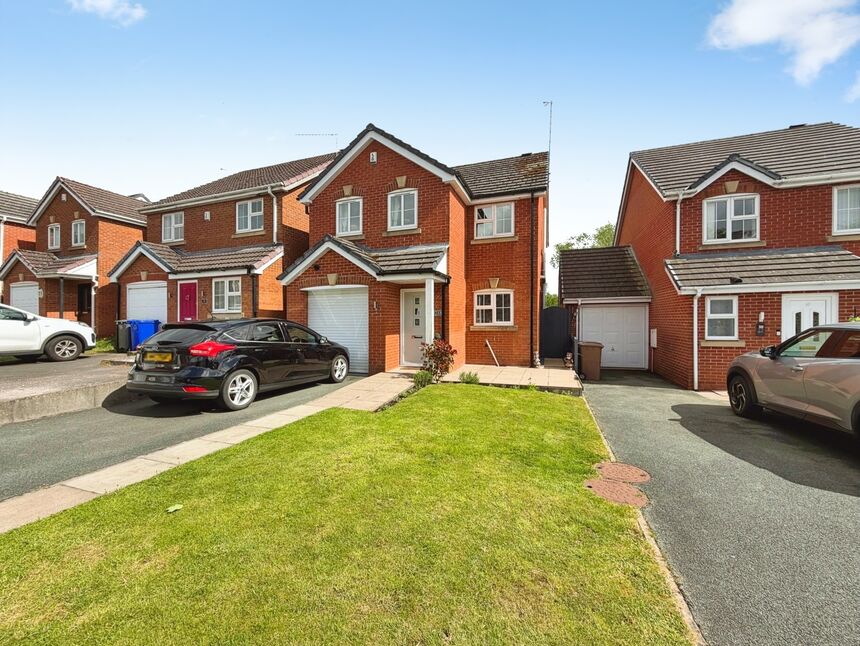 Main image of 4 bedroom Detached House for sale, Park View Close, Stoke-on-Trent, Staffordshire, ST3