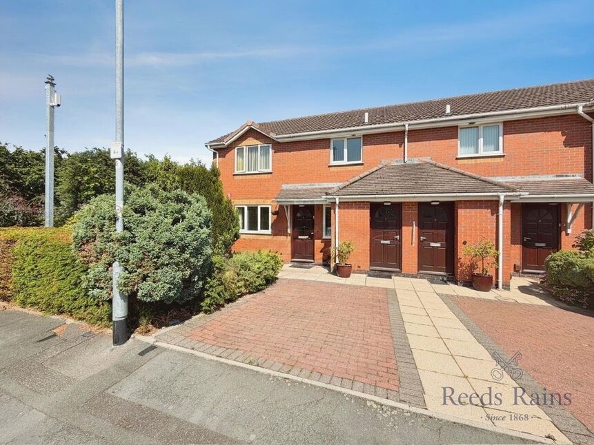 Main image of 2 bedroom Flat for sale, Skellern Avenue, Stoke-on-Trent, Staffordshire, ST6