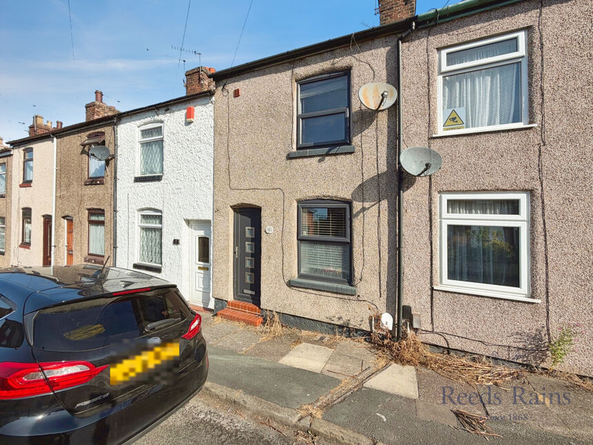 Main image of 2 bedroom Mid Terrace House to rent, South Street, Stoke-on-Trent, Staffordshire, ST6