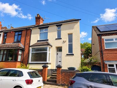 Park Road, 2 bedroom End Terrace House for sale, &pound;150,000