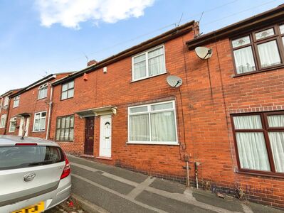 2 bedroom Mid Terrace House to rent