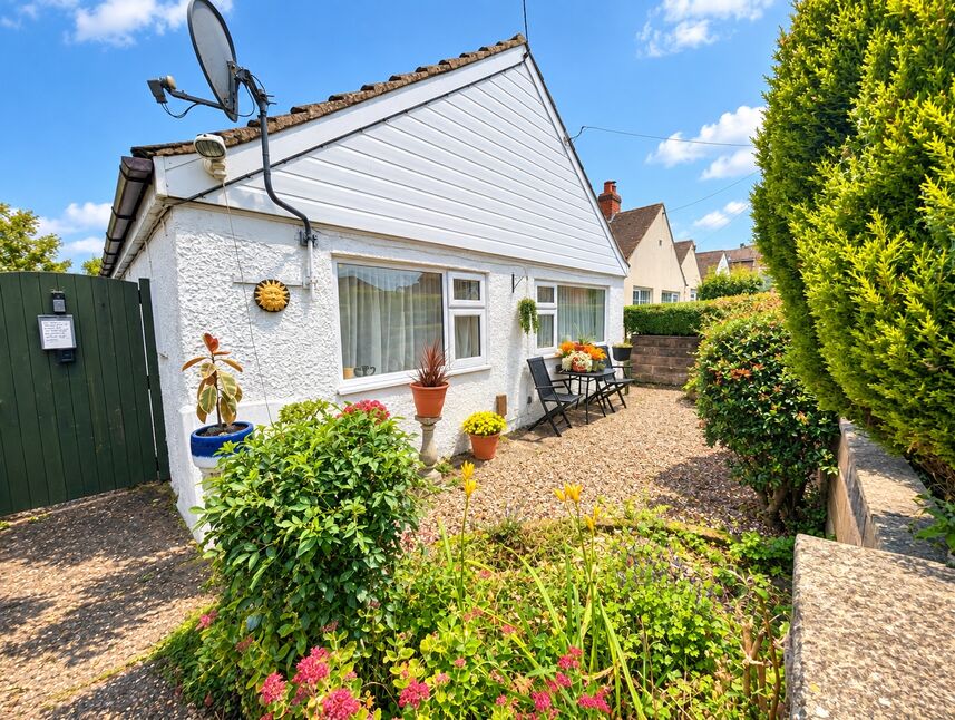Main image of 2 bedroom Detached Bungalow for sale, Foxlands Close, Stoke-on-Trent, Staffordshire, ST2