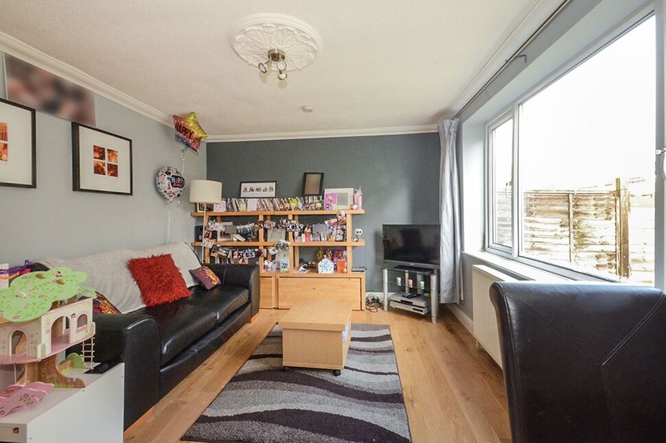 Kitchen / Living Room