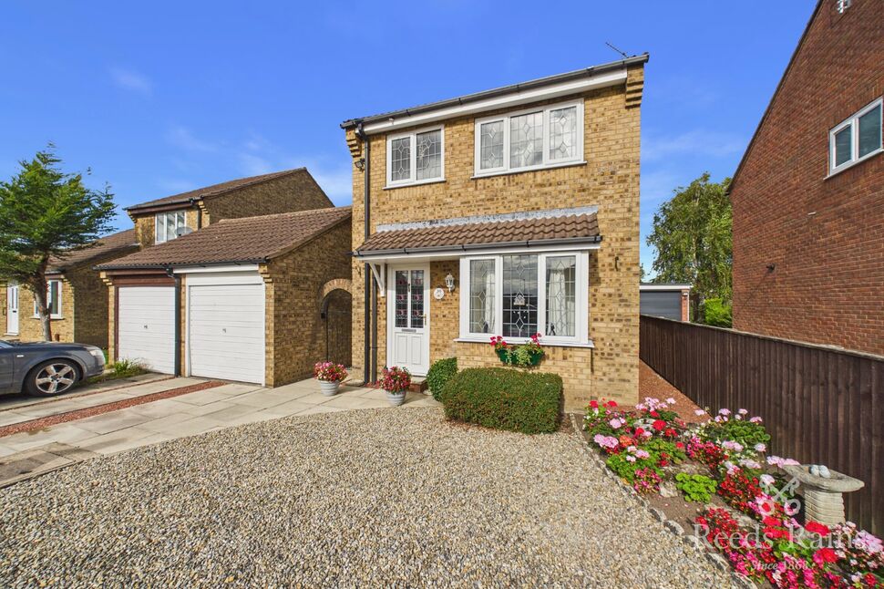 3 bedroom Detached House for sale