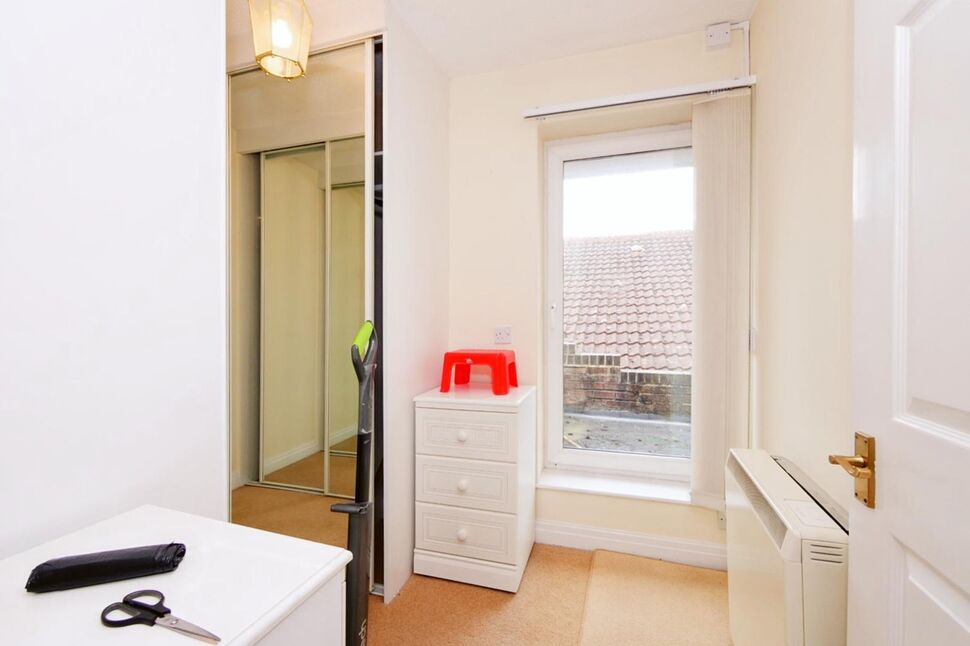 2 bedroom Flat for sale, Wyre Mews, The Village, YO32 £142,500