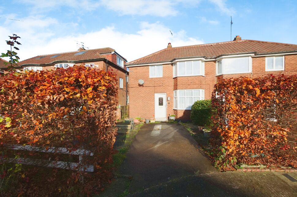 2 bedroom Semi Detached House for sale, Thoresby Road, York, YO24 £