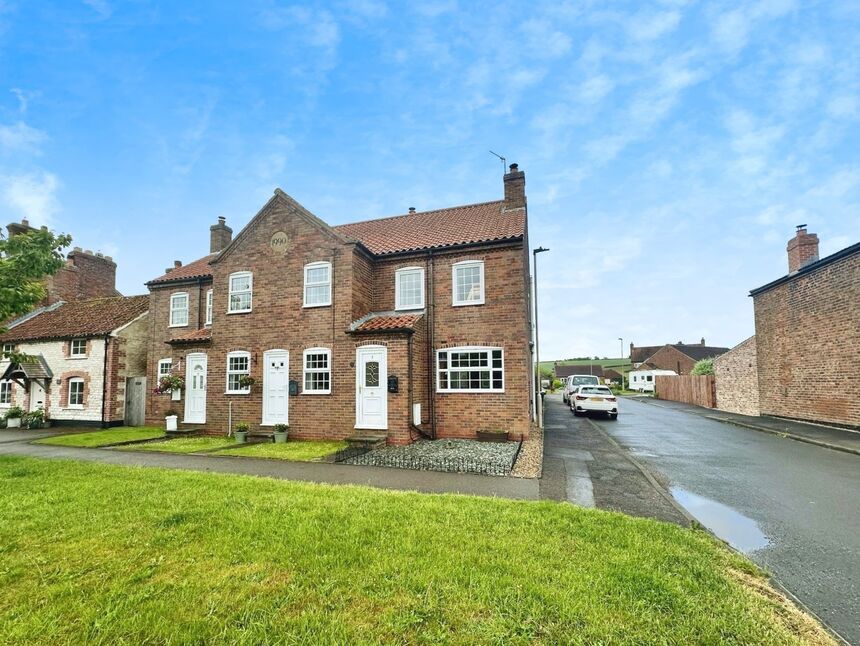 Main image of 2 bedroom End Terrace House to rent, Weaverthorpe, Malton, North Yorkshire, YO17