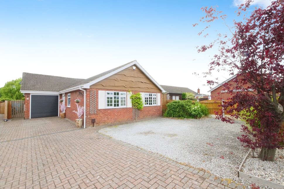3 bedroom Detached Bungalow for sale