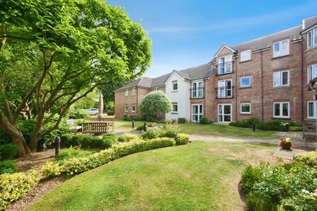 1 bedroom  Flat for sale