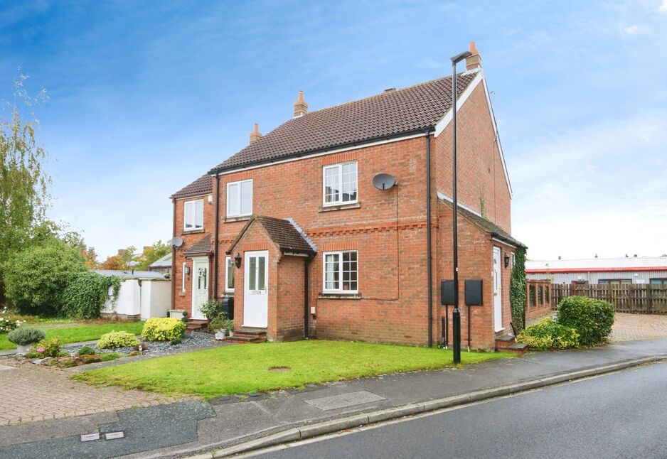 Main image of 2 bedroom End Terrace House for sale, White Horse Close, Huntington, North Yorkshire, YO32