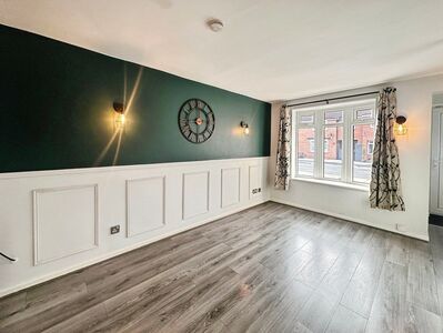 Waincroft, 2 bedroom Semi Detached House to rent, £1,200 pcm