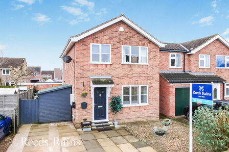Plantation Way, 3 bedroom Detached House for sale, &pound;400,000