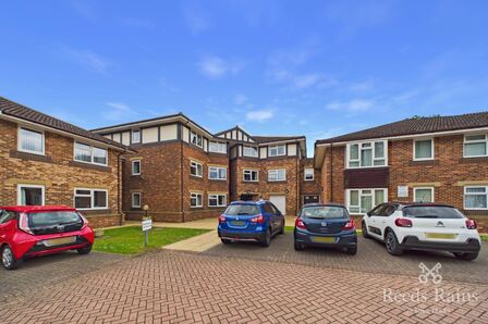 Wyre Mews, 2 bedroom Flat for sale, &pound;125,000