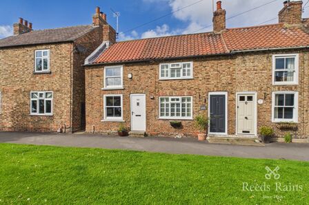 The Village, 2 bedroom End Terrace Property for sale, &pound;250,000