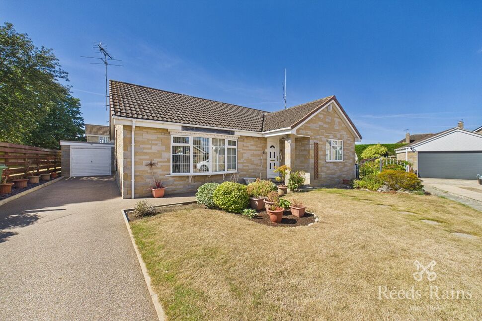 Main image of 3 bedroom Detached Bungalow for sale, Keldale, Haxby, North Yorkshire, YO32