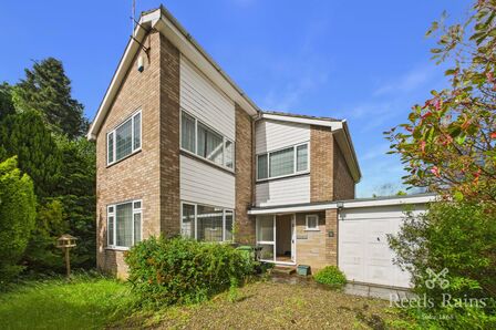 Moor Lane, 4 bedroom Detached House for sale, &pound;450,000