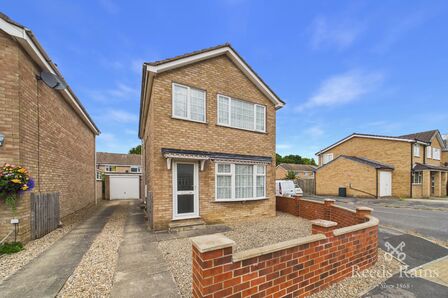 Oak Tree Lane, 3 bedroom Detached House for sale, &pound;245,000