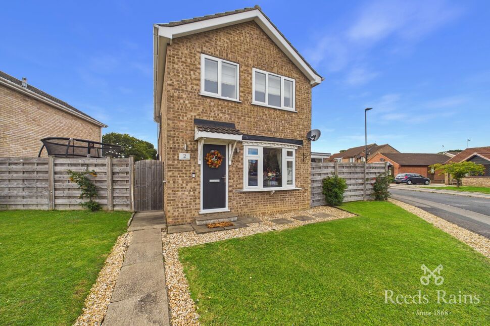 Main image of 3 bedroom Detached House for sale, Woodlands Avenue, Wigginton, York, YO32