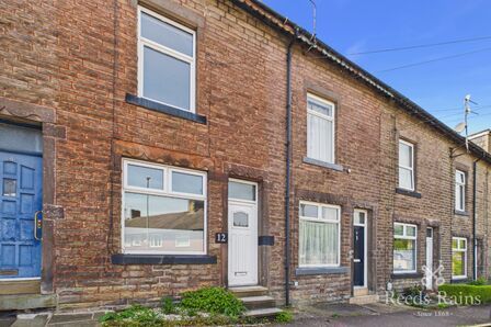 Kilnhurst Road, 4 bedroom Mid Terrace House for sale, &pound;170,000