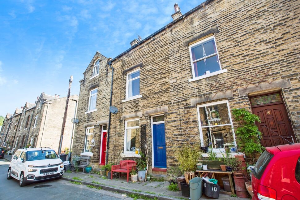 Main image of 2 bedroom Mid Terrace House for sale, Unity Street, Hebden Bridge, West Yorkshire, HX7