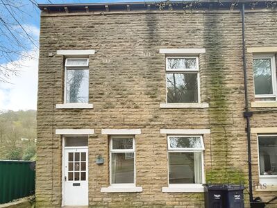 3 bedroom End Terrace House to rent