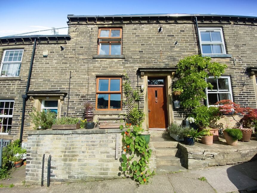 3 bedroom Mid Terrace House for sale, Riding Head Lane, Luddenden, HX2