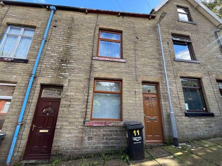 Main image of 3 bedroom Mid Terrace House to rent, Roy Street, Todmorden, West Yorkshire, OL14