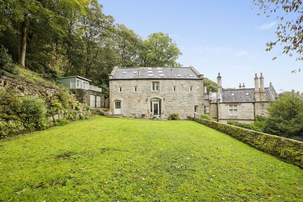5 bedroom Detached House for sale, Luddendenfoot, Halifax, HX2 £650,000