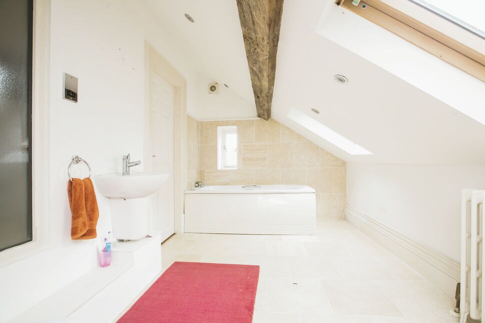 5 bedroom Detached House for sale, Luddendenfoot, Halifax, HX2 £650,000