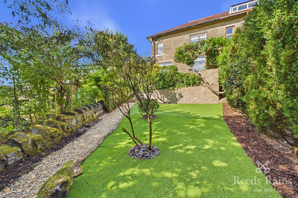Main image of 5 bedroom End Terrace House for sale, Hurst Road, Hebden Bridge, West Yorkshire, HX7