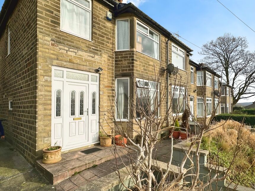 3 bedroom Semi Detached House for sale, Warley Wood, Luddendenfoot, HX2