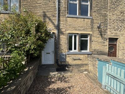 Brampton, 2 bedroom Mid Terrace House to rent, £800 pcm