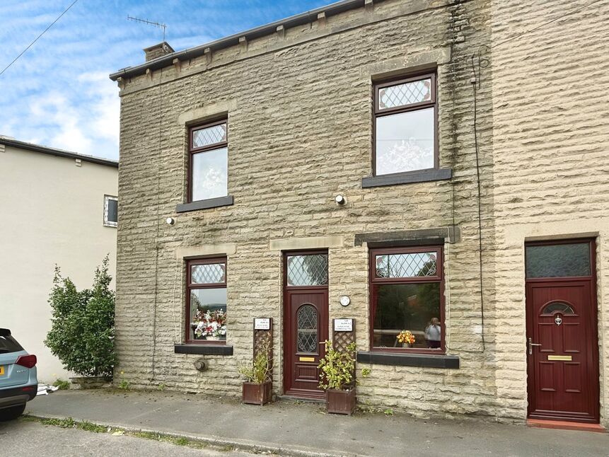 Main image of 2 bedroom End Terrace House for sale, Key Sike Lane, Todmorden, OL14