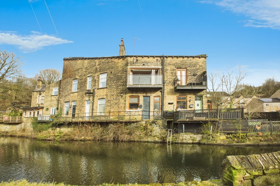 4 bedroom Mid Terrace House for sale, Tillotsons Buildings